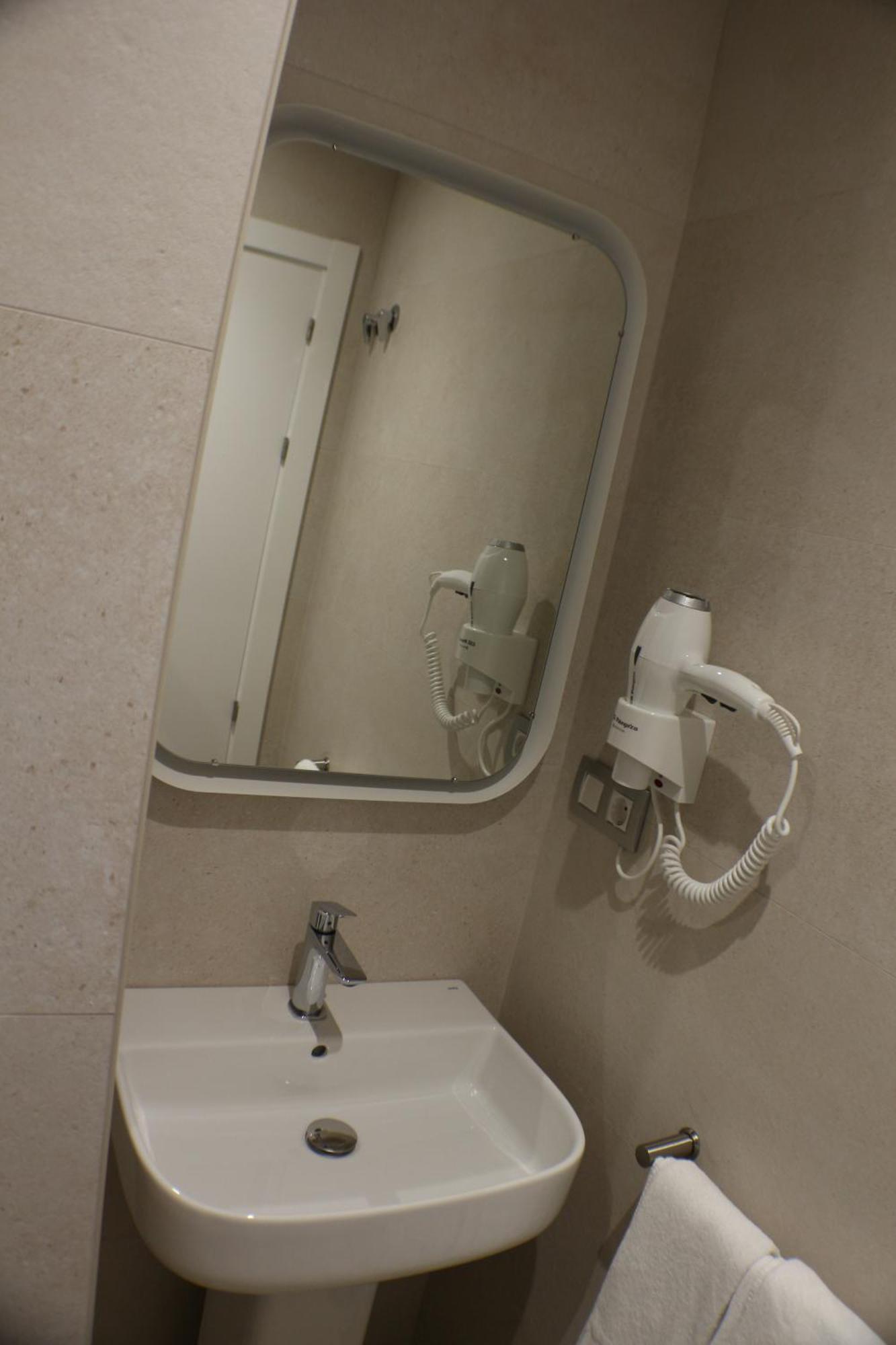Apartamentos Picos De Europa Santander Dış mekan fotoğraf